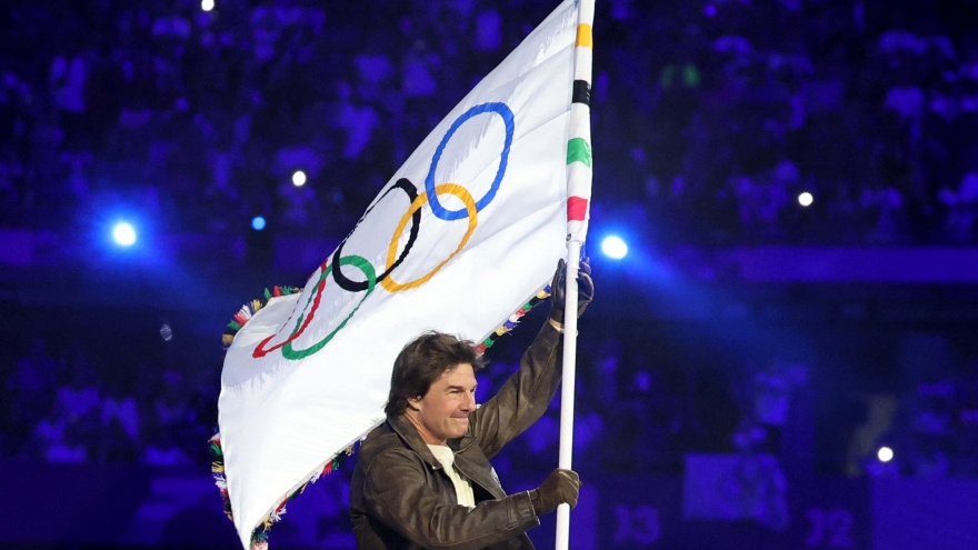 Bế mạc Olympic Paris 2024: Tom Cruise xuất hiện như phim hành động