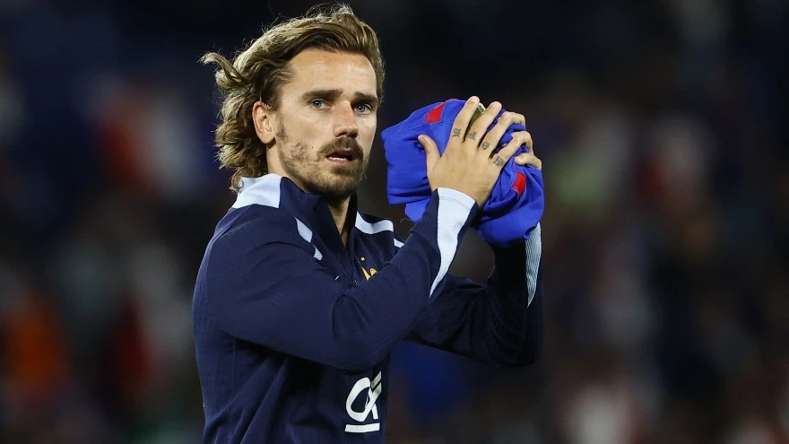 Griezmann chia tay đội tuyển Pháp